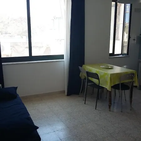 Casa Meligunis *